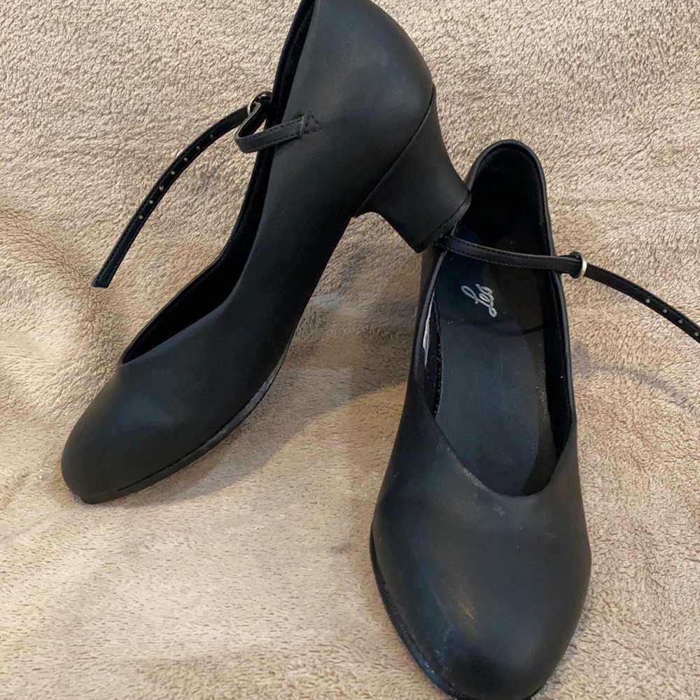 Dance Character Dance Shoes by Leo (Women’s)